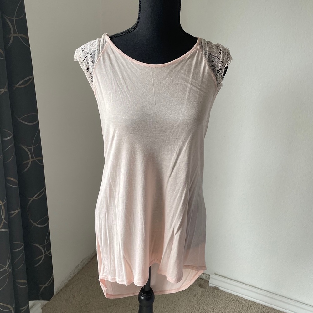 Forever21 pink short sleeve top